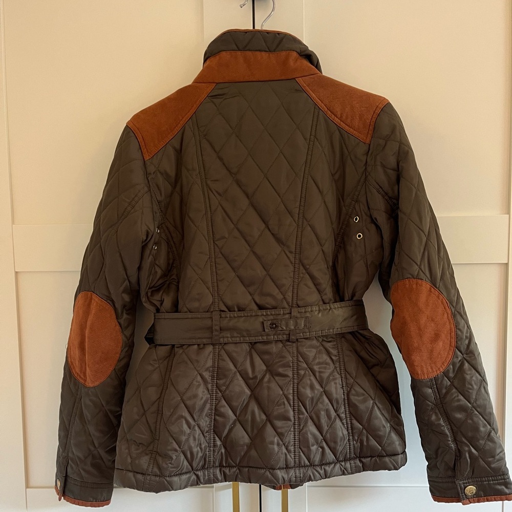 Olive green quilted barn jacket with removable belt